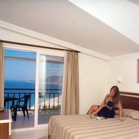 Bella Vista Hotel 2*